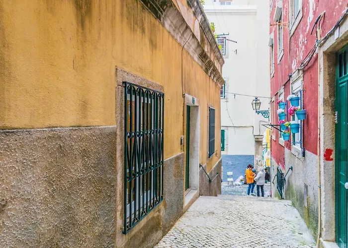 Brand New And Cozy Alfama Experience *